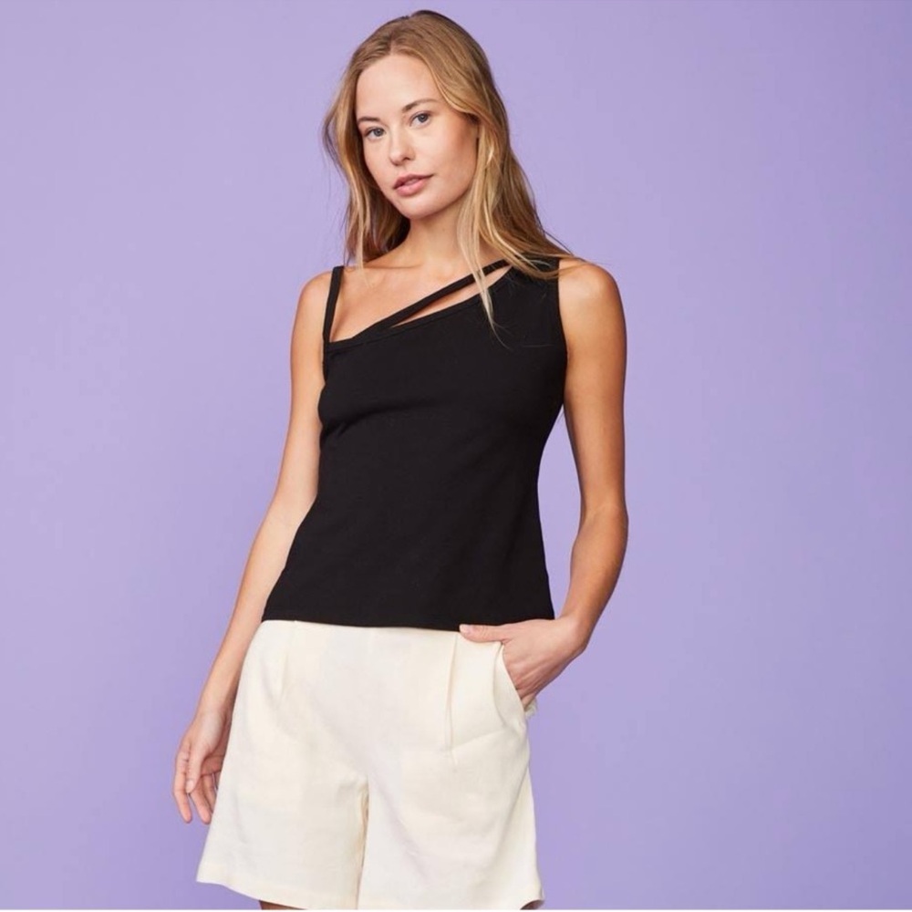 Monrow Asymmetrical Strap Tank